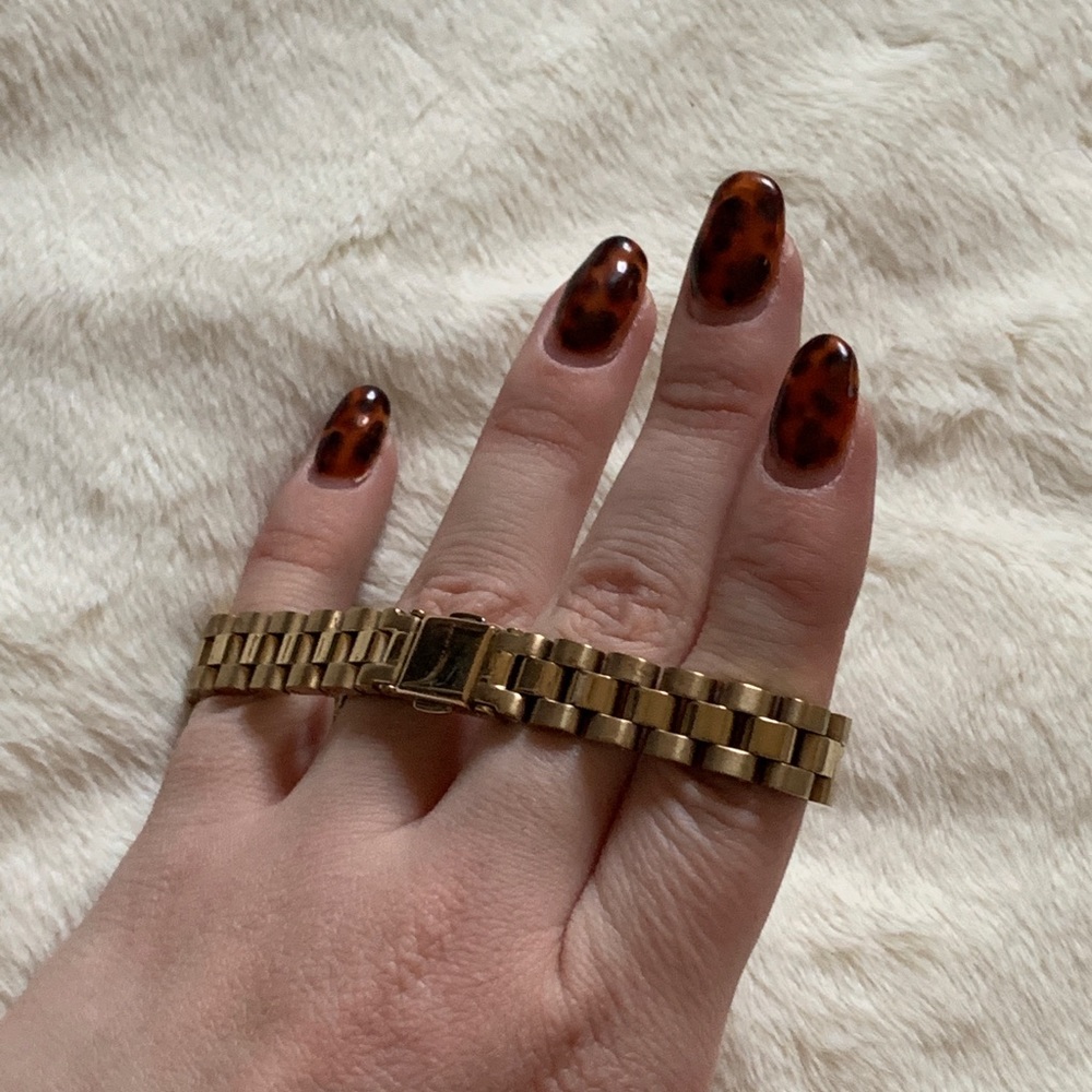 Marc Jacobs Watch - Picture 2 of 2